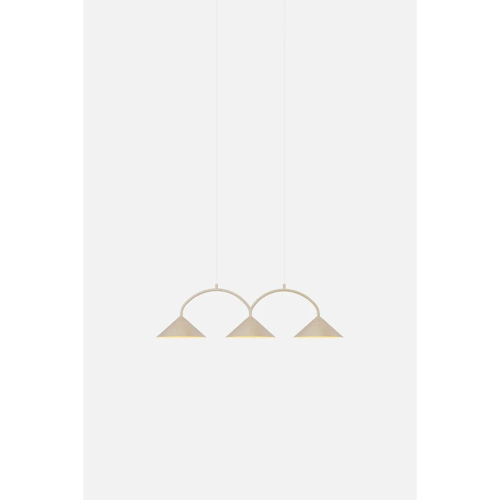 Curve 3 Pendellampa Beige | Globen Lighting | 7319434520026 | 452002 | Maessing Interiör
