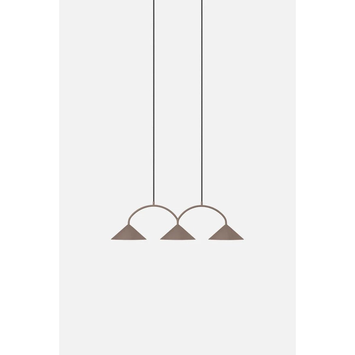 Curve 3 Pendellampa Brun | Globen Lighting | 7319434520064 | 452006 | Maessing Interiör