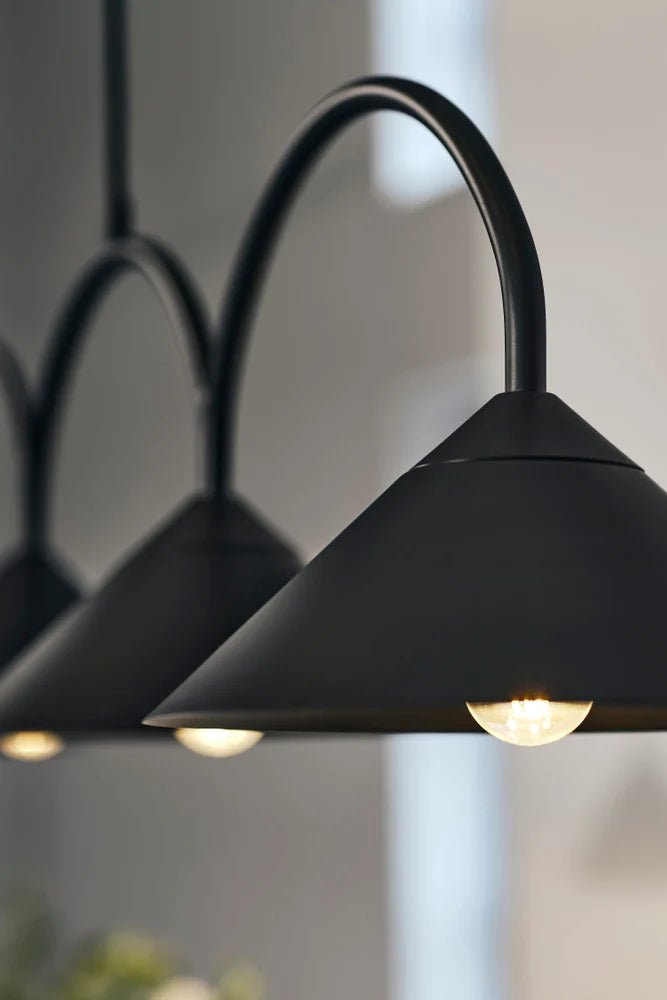 Curve 5 Pendellampa Svart | Globen Lighting | 7319434720112 | 472011 | Maessing Interiör