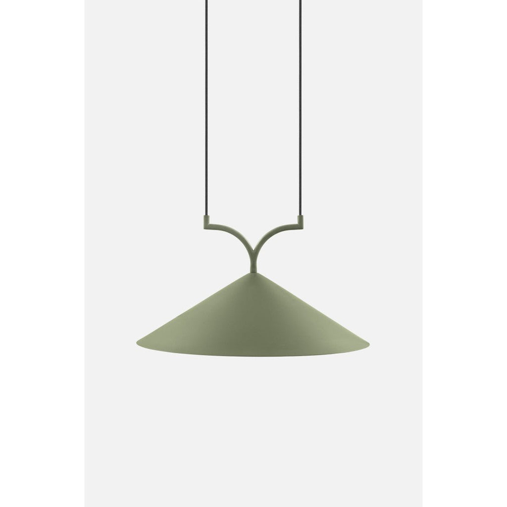 Curve 50 Pendellampa Grön | Globen Lighting | 7319434539035 | 453903 | Maessing Interiör