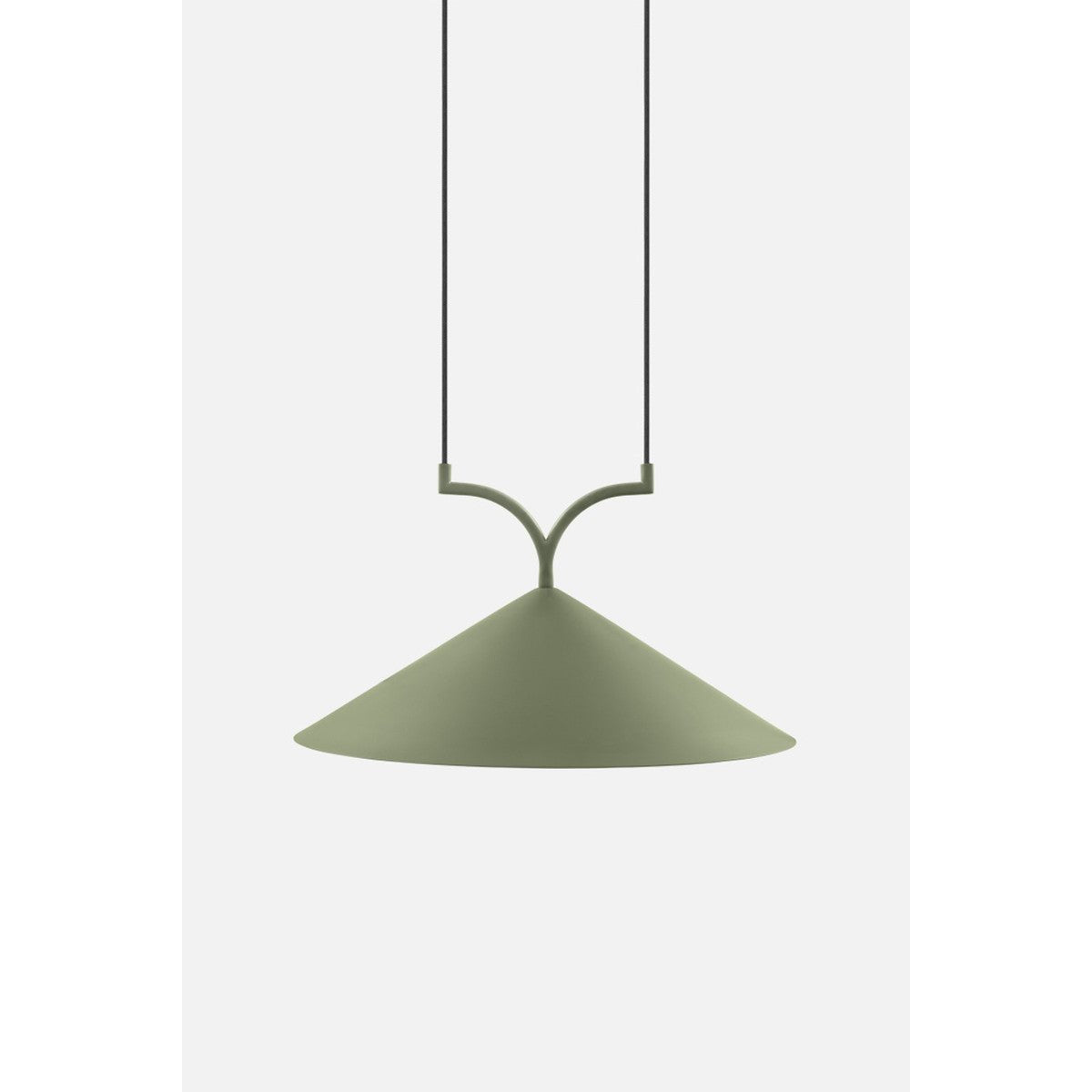 Curve 50 Pendellampa Grön | Globen Lighting | 7319434539035 | 453903 | Maessing Interiör
