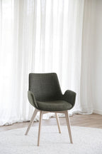 Drimsdale Karmstol Grön/Vitpigmenterad Ek | Rowico Home | 7340126554937 | 120801 | Maessing Interiör