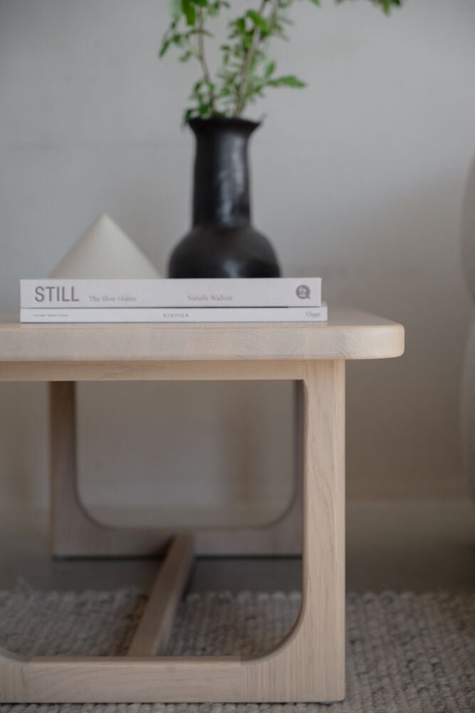 Driscoll Soffbord Vitpigmenterad Ek 103 | Rowico Home | 7340126594049 | 123415 | Maessing Interiör