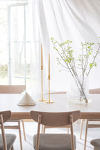 Fairmount Matbord Beige/Vitpigmenterad Ek 220 | Rowico Home | 7340233303794 | 123185 | Maessing Interiör