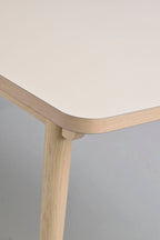 Fairmount Matbord Beige/Vitpigmenterad Ek 220 | Rowico Home | 7340233303794 | 123185 | Maessing Interiör