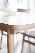 Fairmount Matbord Beige/Vitpigmenterad Ek 220 | Rowico Home | 7340233303794 | 123185 | Maessing Interiör