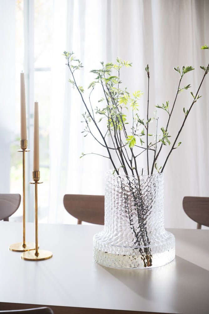 Fairmount Matbord Beige/Vitpigmenterad Ek 220 | Rowico Home | 7340233303794 | 123185 | Maessing Interiör
