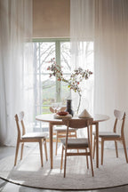 Fairmount Matbord Beige/Vitpigmenterad Ek Ø120 | Rowico Home | 7340233303787 | 123184 | Maessing Interiör
