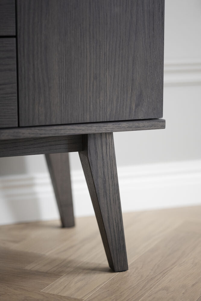 Filippa Sideboard Mörkbrun Ek 122 | Rowico Home | 7340126559789 | 117941 | Maessing Interiör