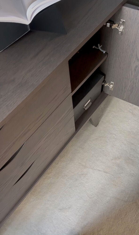 Filippa Sideboard Mörkbrun Ek 122 | Rowico Home | 7340126559789 | 117941 | Maessing Interiör
