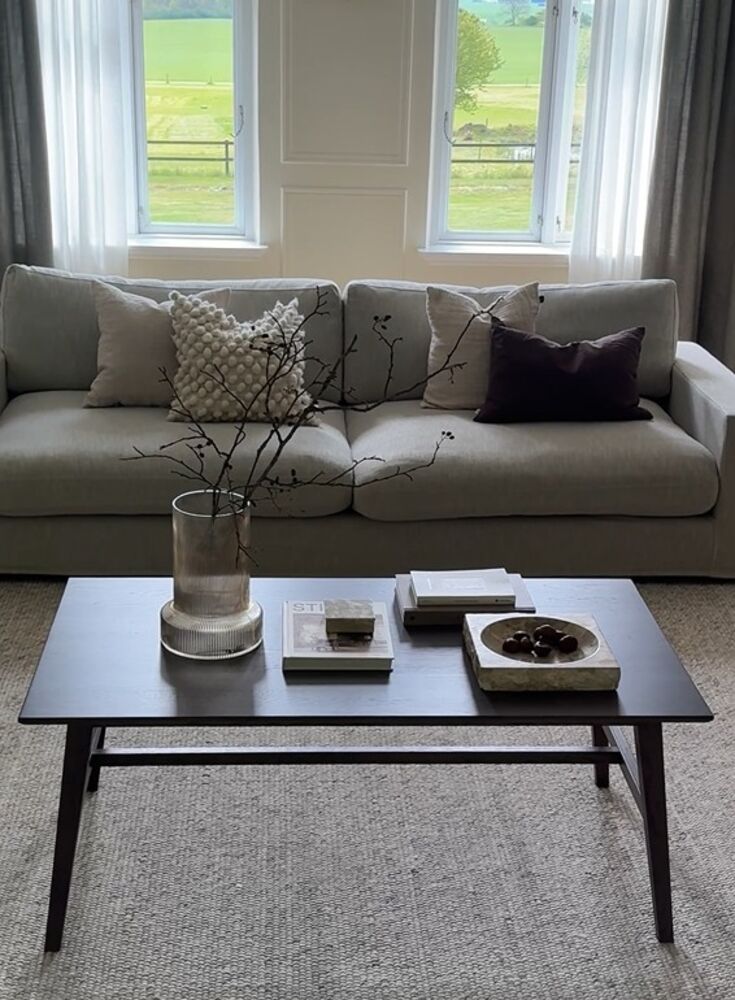 Filippa Soffbord Mörkbrun Ek 130 | Rowico Home | 7340233305774 | 113715 | Maessing Interiör