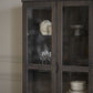Filippa Vitrinskåp Mörkbrun Ek | Rowico Home | 7340126559802 | 117943 | Maessing Interiör