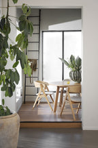 Glenside Matbord Ek Ø130 | Rowico Home | 7340126565728 | 121140 | Maessing Interiör
