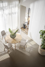 Glenside Matbord Ek Ø130 | Rowico Home | 7340126565728 | 121140 | Maessing Interiör