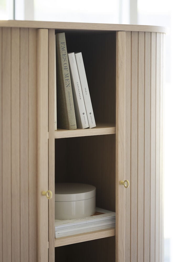 Haddington Skåp Vitpigmenterad Ek | Rowico Home | 7340126554098 | 120133 | Maessing Interiör