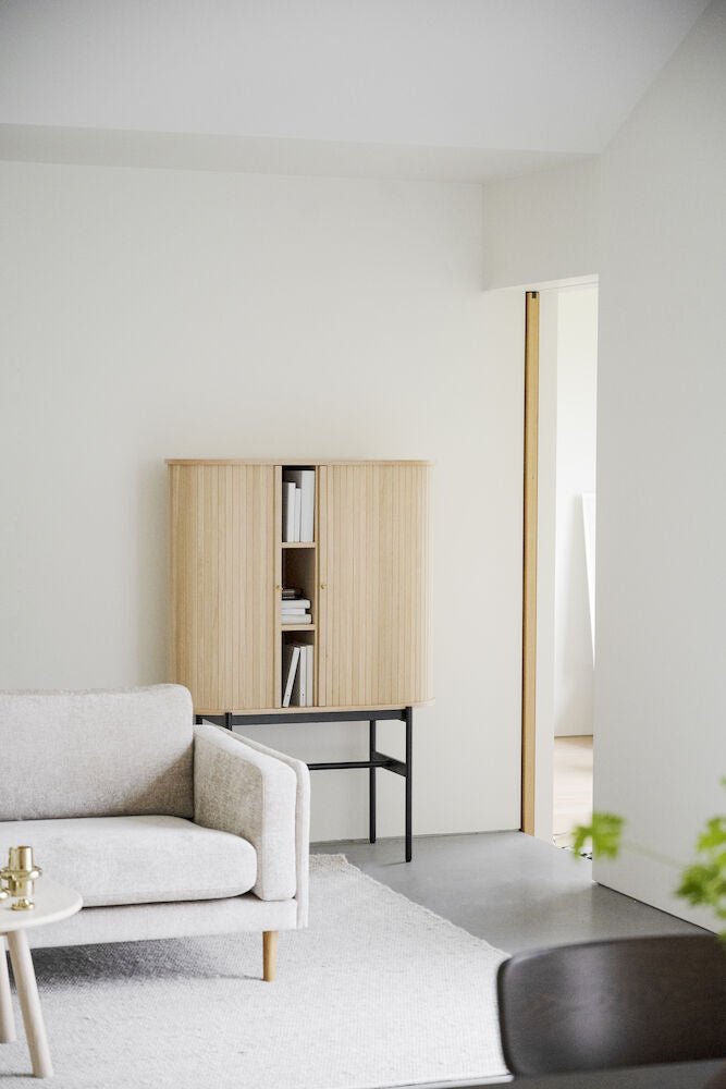 Haddington Skåp Vitpigmenterad Ek | Rowico Home | 7340126554098 | 120133 | Maessing Interiör