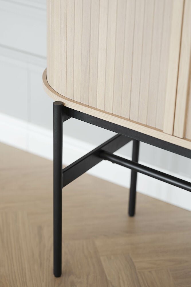 Haddington Skåp Vitpigmenterad Ek | Rowico Home | 7340126554098 | 120133 | Maessing Interiör