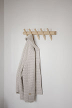 Hillmond Kroklist 5 Krokar Vitpigmenterad Ek | Rowico Home | 7340126557181 | 121058 | Maessing Interiör