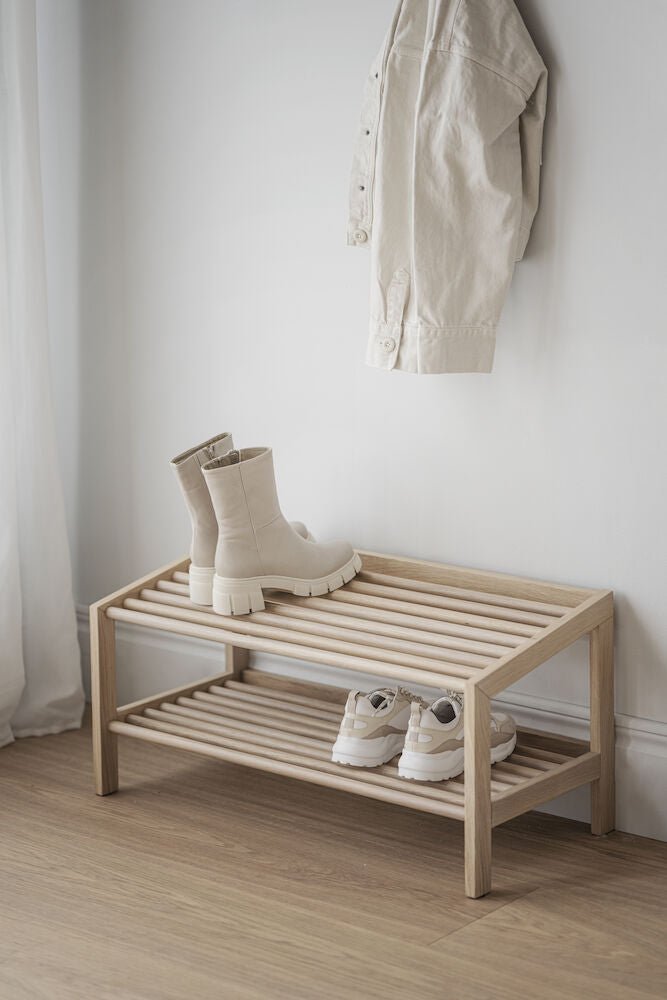 Hillmond Skohylla Vitpigmenterad Ek 80 | Rowico Home | 7340126557112 | 121051 | Maessing Interiör