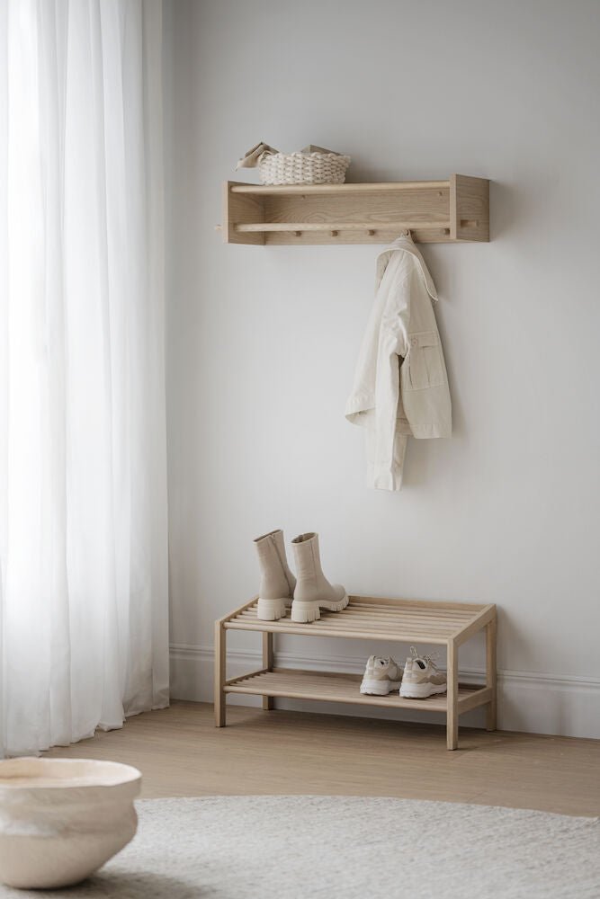 Hillmond Skohylla Vitpigmenterad Ek 80 | Rowico Home | 7340126557112 | 121051 | Maessing Interiör