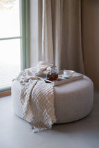 Joplin Sittpuff Ljusbeige Ø90 | Rowico Home | 7340233305323 | 148760 | Maessing Interiör