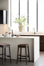 Livermore Pall Brun Ek/Mörkbrun Läder | Rowico Home | 7340126595275 | 149020 | Maessing Interiör