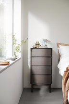 Mackay Byrå Brun Ek 45 | Rowico Home | 7340126570937 | 121191 | Maessing Interiör