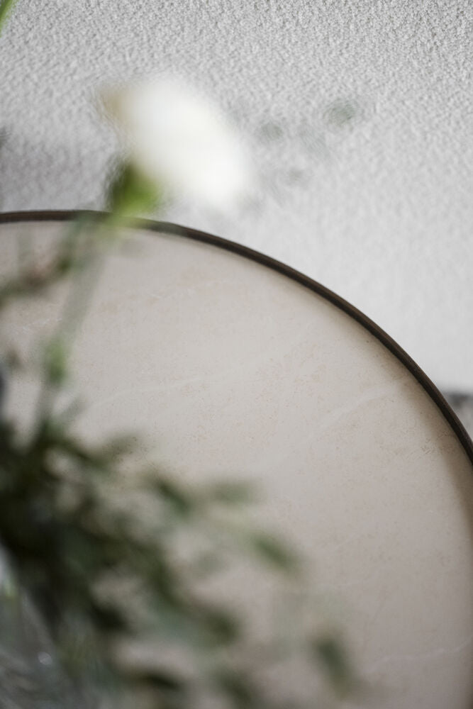 Marsden Soffbord Beige/Brun Ek Ø90 | Rowico Home | 7340126559147 | 121096 | Maessing Interiör