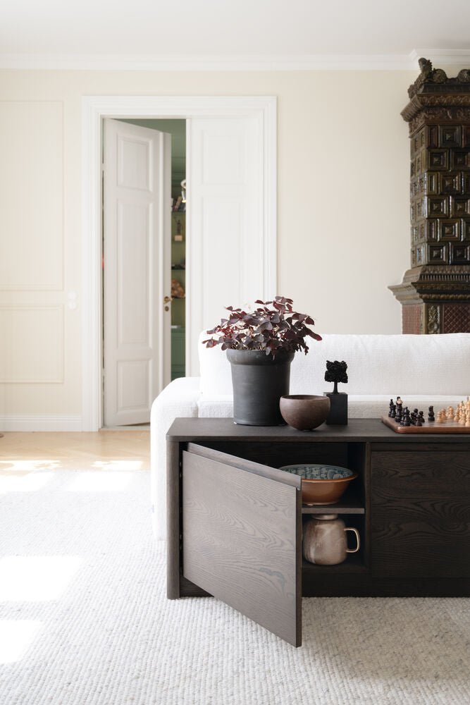 Melstone Sideboard Låg Brun Ek | Rowico Home | 7340233304227 | 148120 | Maessing Interiör