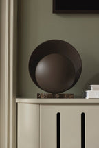 Orbit Bordslampa Brun marmor/Brun | Globen Lighting | 7319432208063 | 220806 | Maessing Interiör