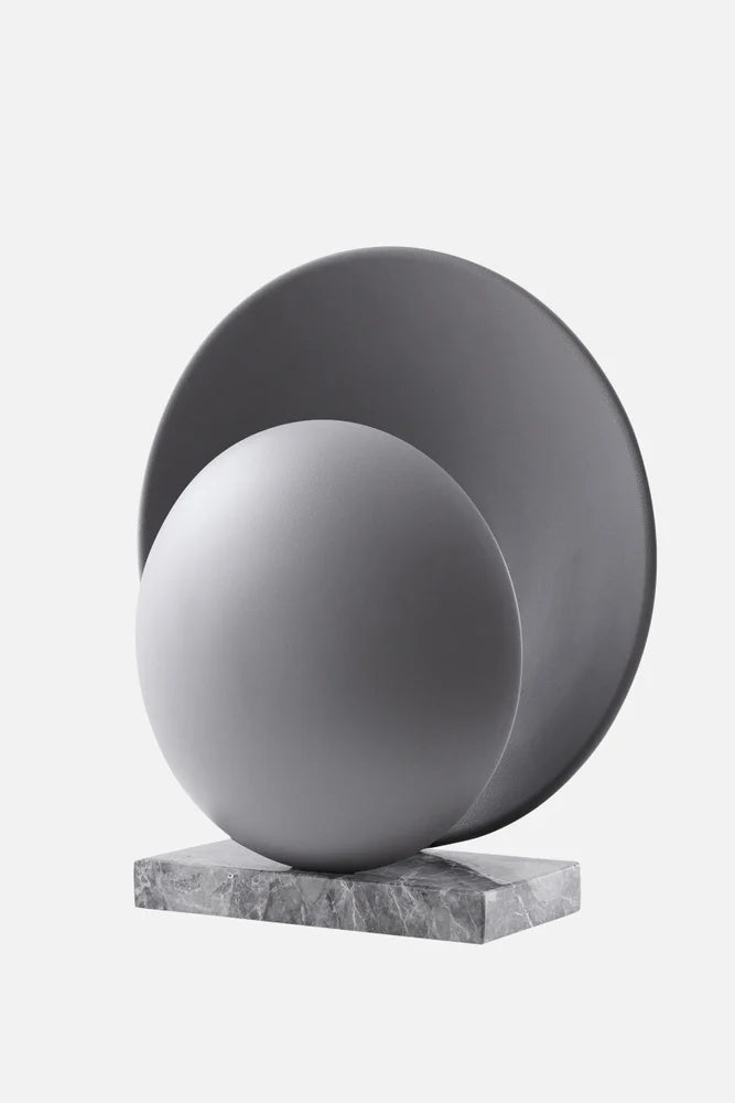 Orbit Bordslampa Grå | Globen Lighting | 7319432208100 | 220810 | Maessing Interiör