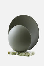 Orbit Bordslampa Grön | Globen Lighting | 7319432208032 | 220803 | Maessing Interiör
