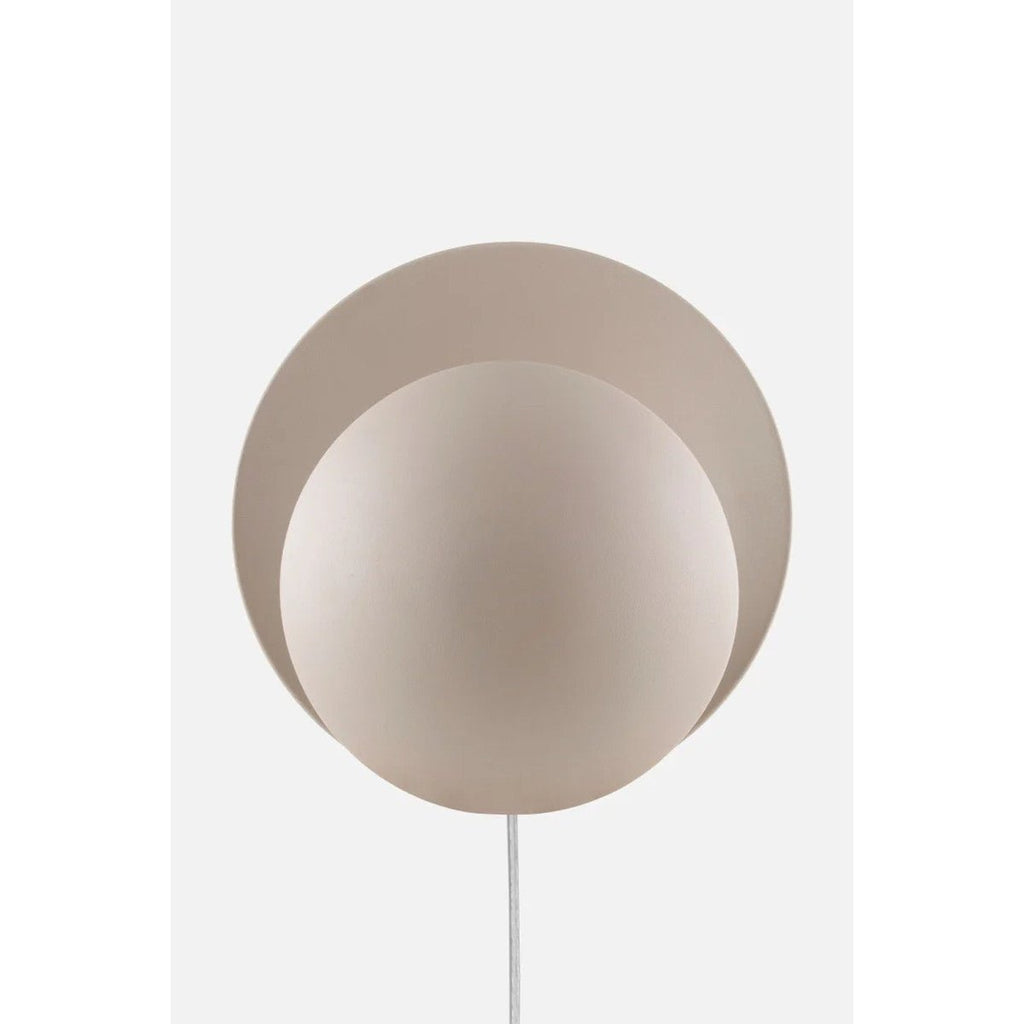 Orbit Vägglampa Beige | Globen Lighting | 7319432308022 | 230802 | Maessing Interiör