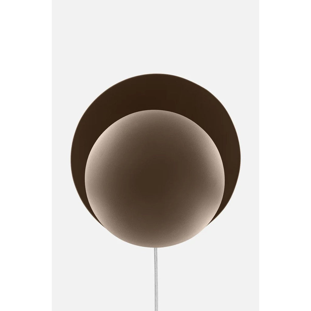 Orbit Vägglampa Brun | Globen Lighting | 7319432308060 | 230806 | Maessing Interiör