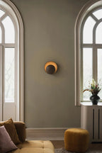 Orbit Vägglampa Brun | Globen Lighting | 7319432308060 | 230806 | Maessing Interiör