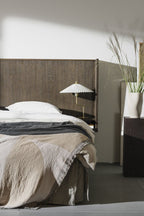 Redmond Sänggavel Brun Ek 234 | Rowico Home | 7340126554142 | 119786 | Maessing Interiör