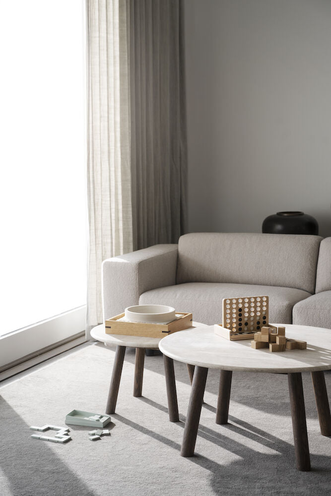 Taransay Soffbord Beige Travertin/Brun Ek Ø90 | Rowico Home | 7340126555934 | 120845 | Maessing Interiör