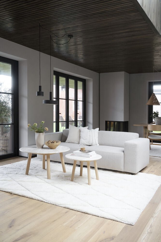 Taransay Soffbord Beige Travertin/Vitpigmenterad Ek Ø60 | Rowico Home | 7340126555941 | 120847 | Maessing Interiör