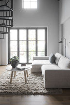 Taransay Soffbord Beige Travertin/Vitpigmenterad Ek Ø90 | Rowico Home | 7340126555927 | 120844 | Maessing Interiör