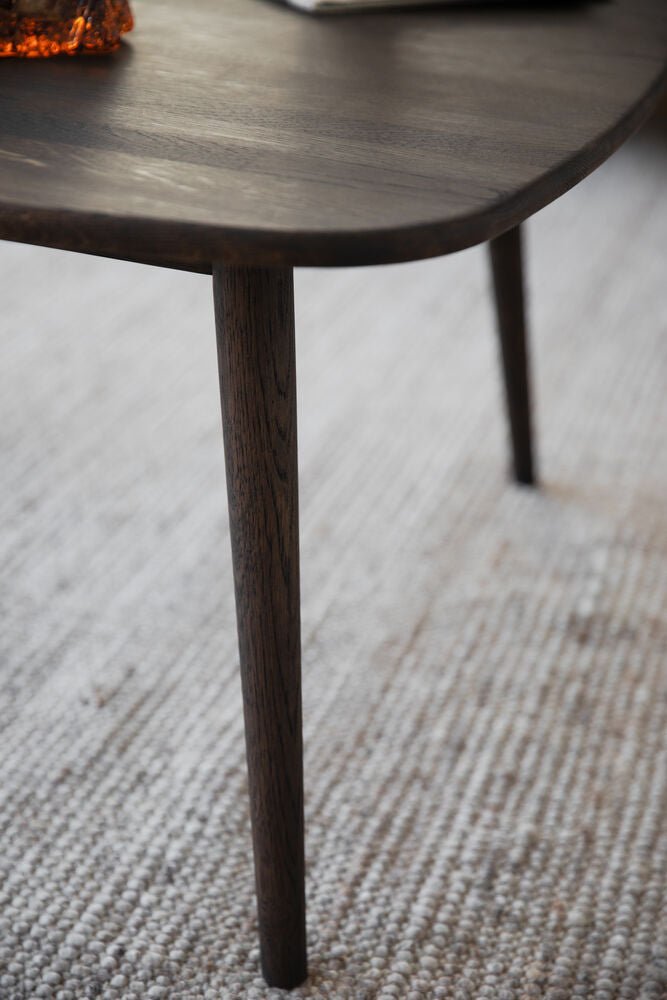 Tompkins Soffbord Brun Ek 90 | Rowico Home | 7340126582091 | 128017 | Maessing Interiör