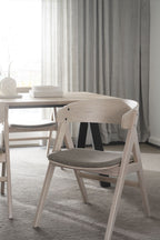 Waterton Karmstol Grå - Brun/Vitpigmenterad Ek | Rowico Home | 7340126555569 | 120753 | Maessing Interiör