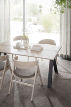Waterton Karmstol Grå - Brun/Vitpigmenterad Ek | Rowico Home | 7340126555569 | 120753 | Maessing Interiör