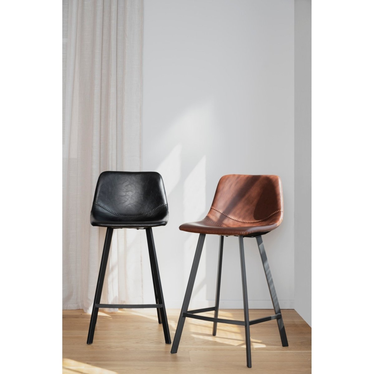 Auburn Barstol Svart | Rowico Home | 7340126538227 | 117677 | Maessing Interiör