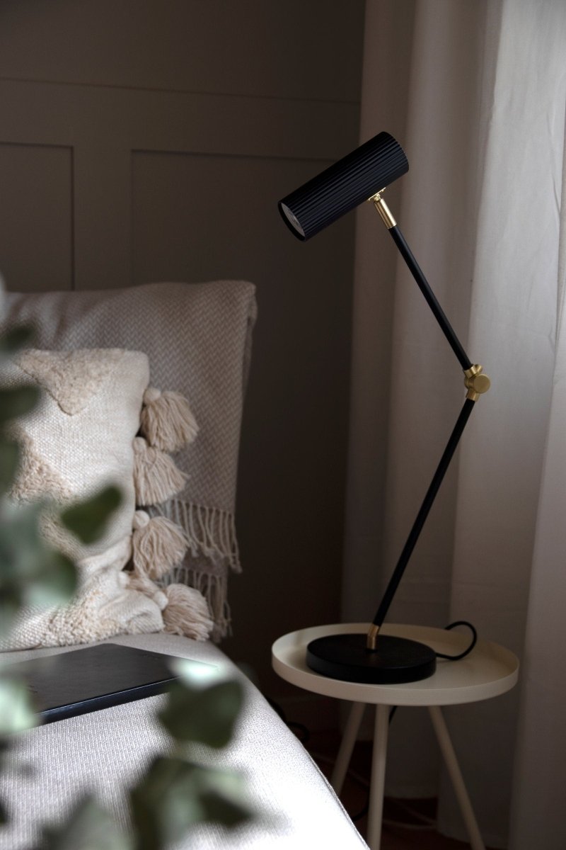 Hubble Read Bordslampa Svart | Globen Lighting | 7319434233117 | 423311 | Maessing Interiör