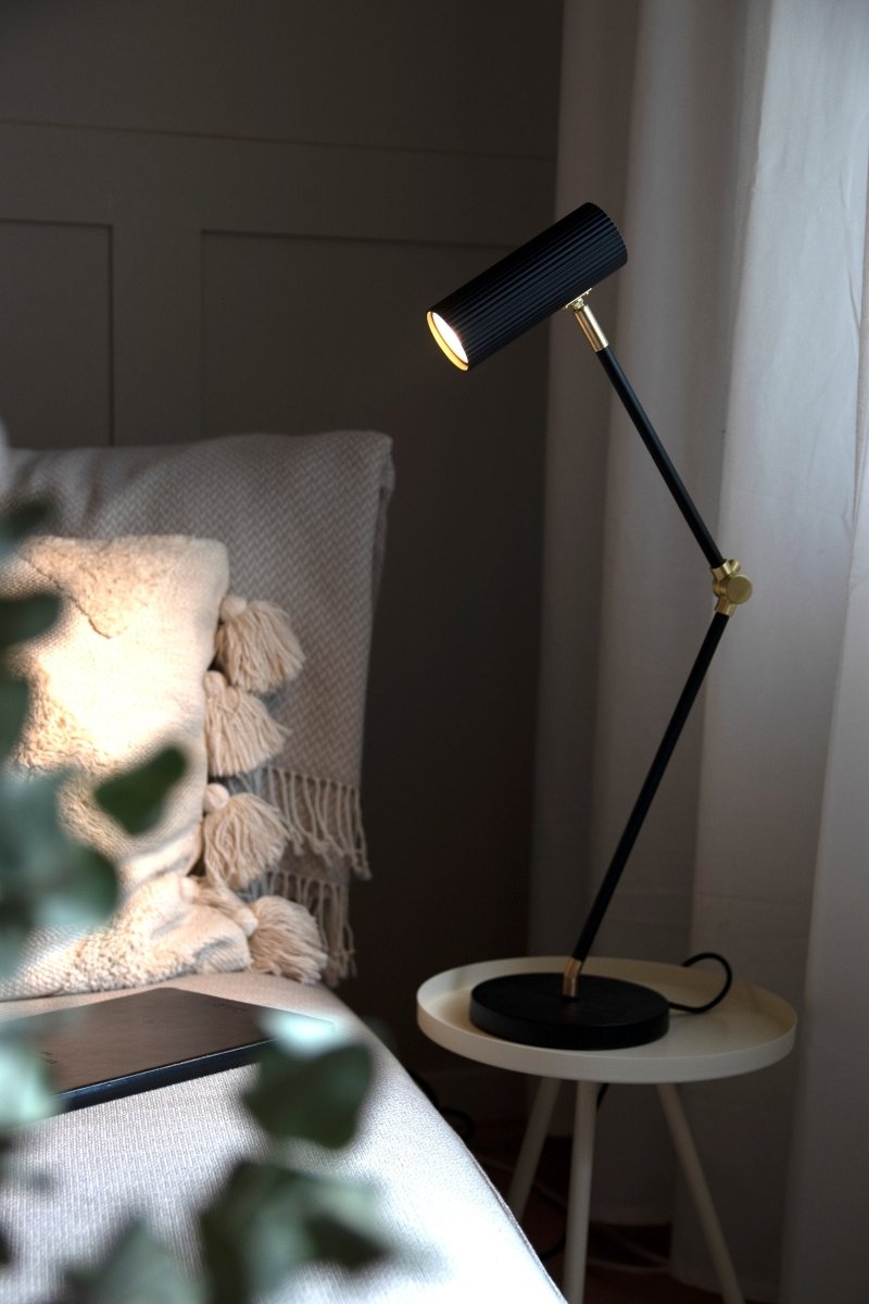 Hubble Read Bordslampa Svart | Globen Lighting | 7319434233117 | 423311 | Maessing Interiör
