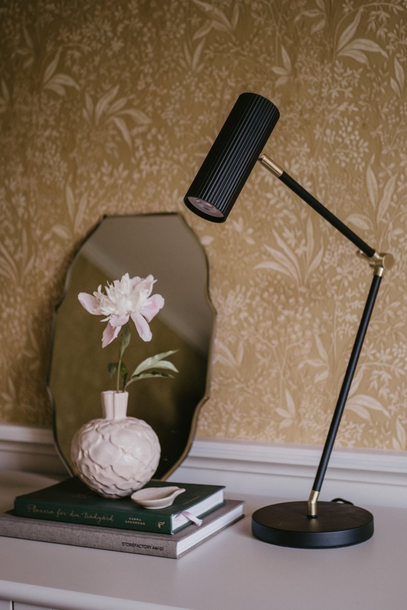 Hubble Read Bordslampa Svart | Globen Lighting | 7319434233117 | 423311 | Maessing Interiör