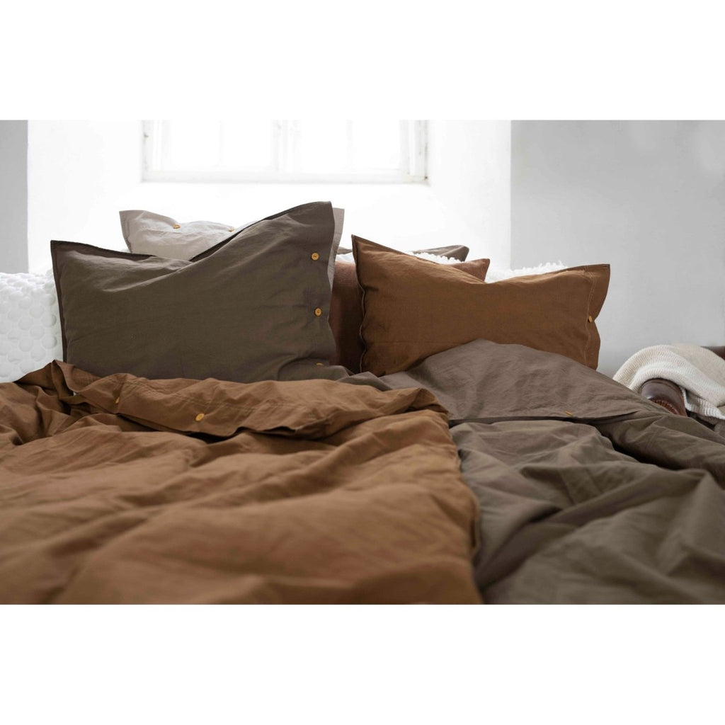 Hygge Bäddset Konjak | Fondaco | 7340073891130 | 200343 - 220 - 24 | Maessing Interiör