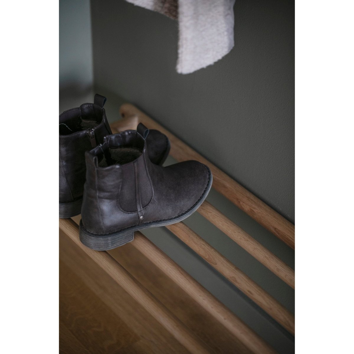 Milford Klädställning Ek | Rowico Home | 7340126541272 | 119505 | Maessing Interiör