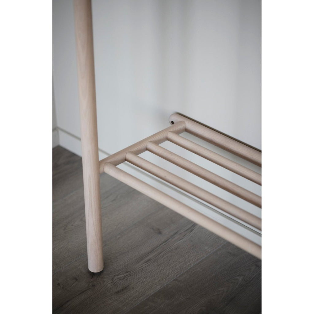 Milford Klädställning Vitpigmenterad | Rowico Home | 7340126541388 | 119525 | Maessing Interiör