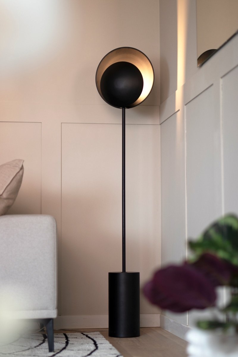 Orbit Golvlampa Svart | Globen Lighting | 7319432008113 | 200811 | Maessing Interiör